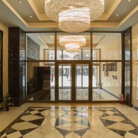 Apartments Empire - Adora Flatiron Skopje Luaran gambar