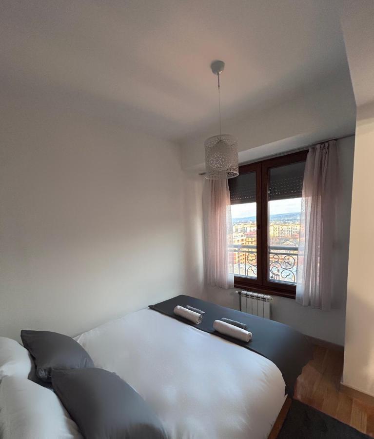 Apartments Empire - Adora Flatiron Skopje Luaran gambar